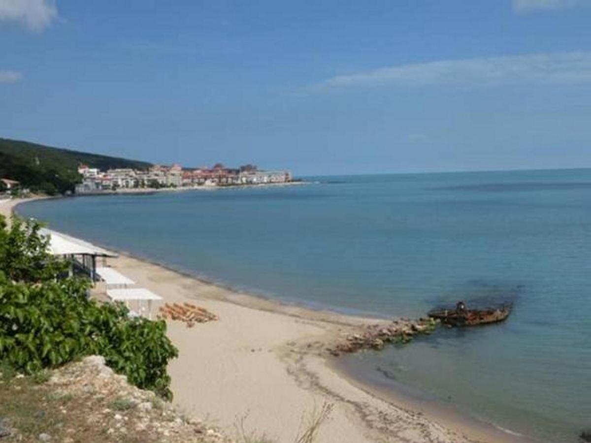 Sea View Panorama Apartment On Complex With Pools And Beach, Sveti Vlas Bagian luar foto