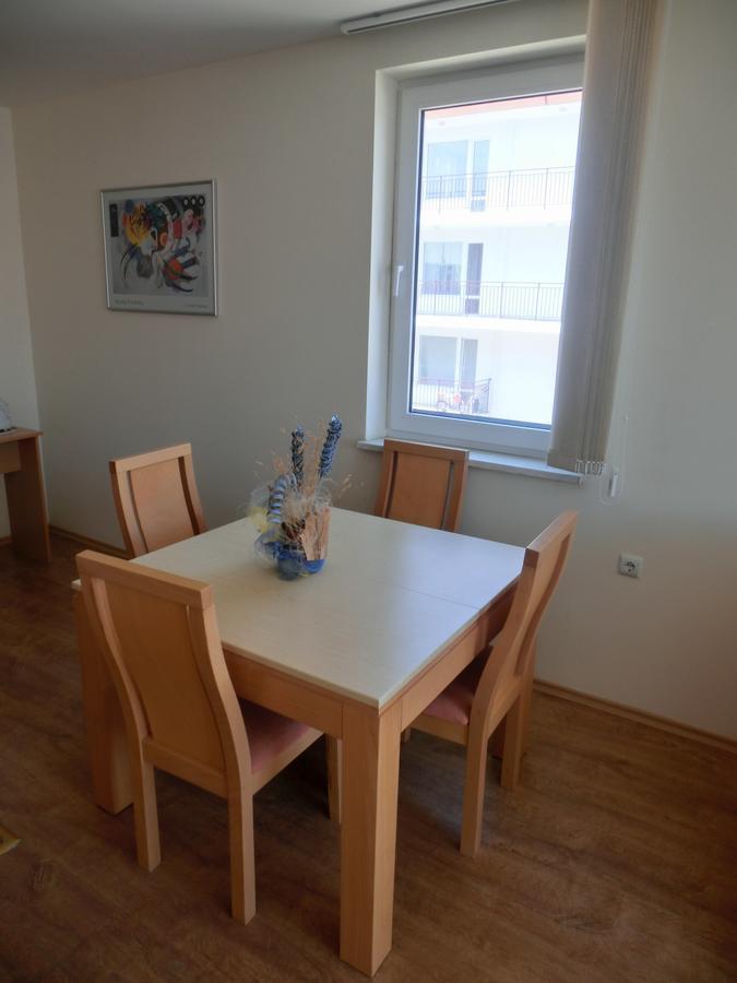 Sea View Panorama Apartment On Complex With Pools And Beach, Sveti Vlas Bagian luar foto